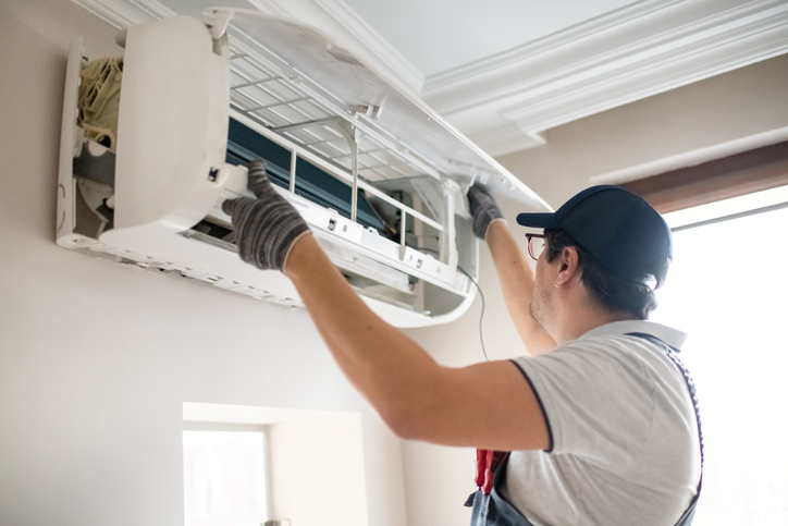 Benefits of Bundling AC Services with HVAC Maintenance Contracts