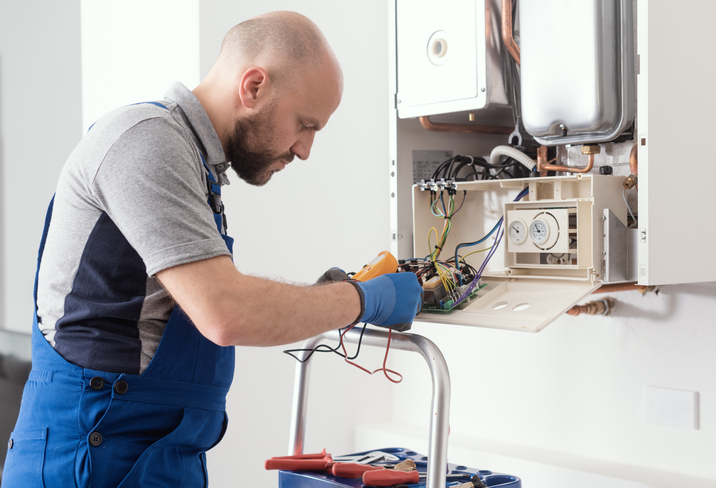 5 Signs It’s Time for a Furnace Replacement Before Winter Strikes
