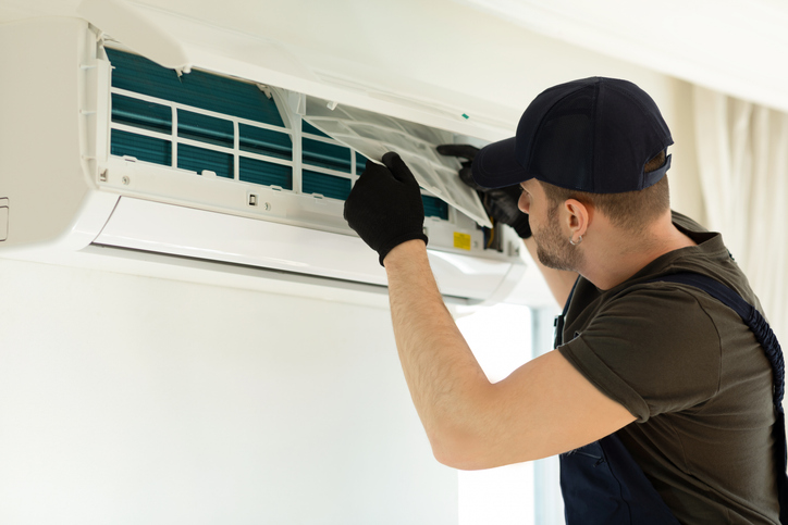 What Homeowners Overlook Before Scheduling AC Replacement