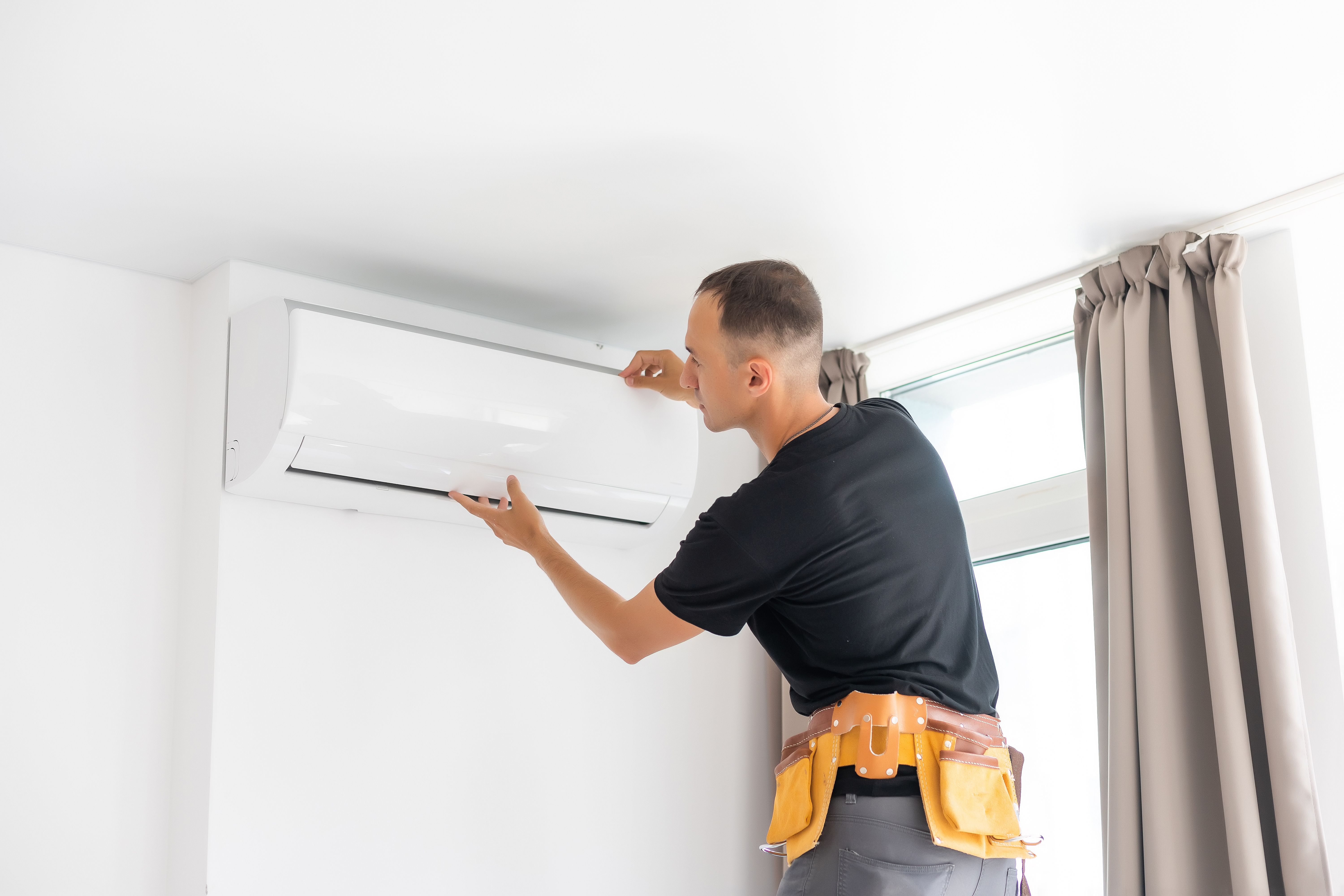 Top Signs You Need Professional AC Maintenance Before Summer Temperatures Rise